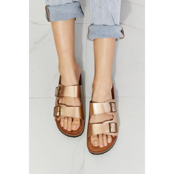 No Brand Shoes - Mmshoes Best Life Double-Banded Slide Sandal In Gold